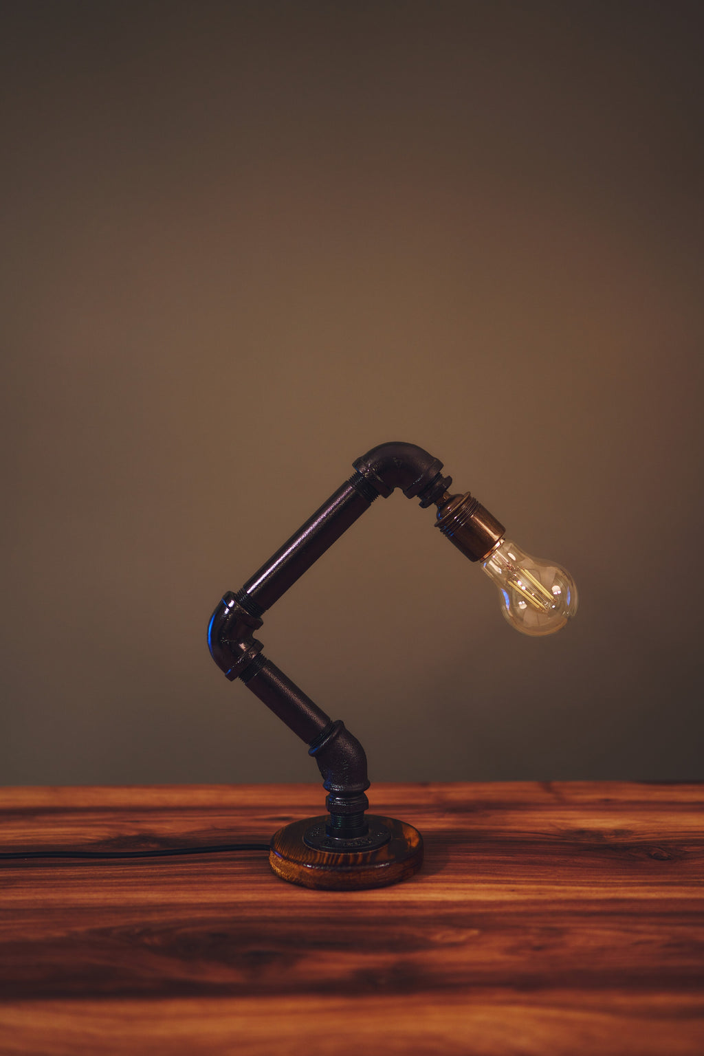 Zikzak Masa Lambası