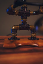 Man-ometre Masa Lambası