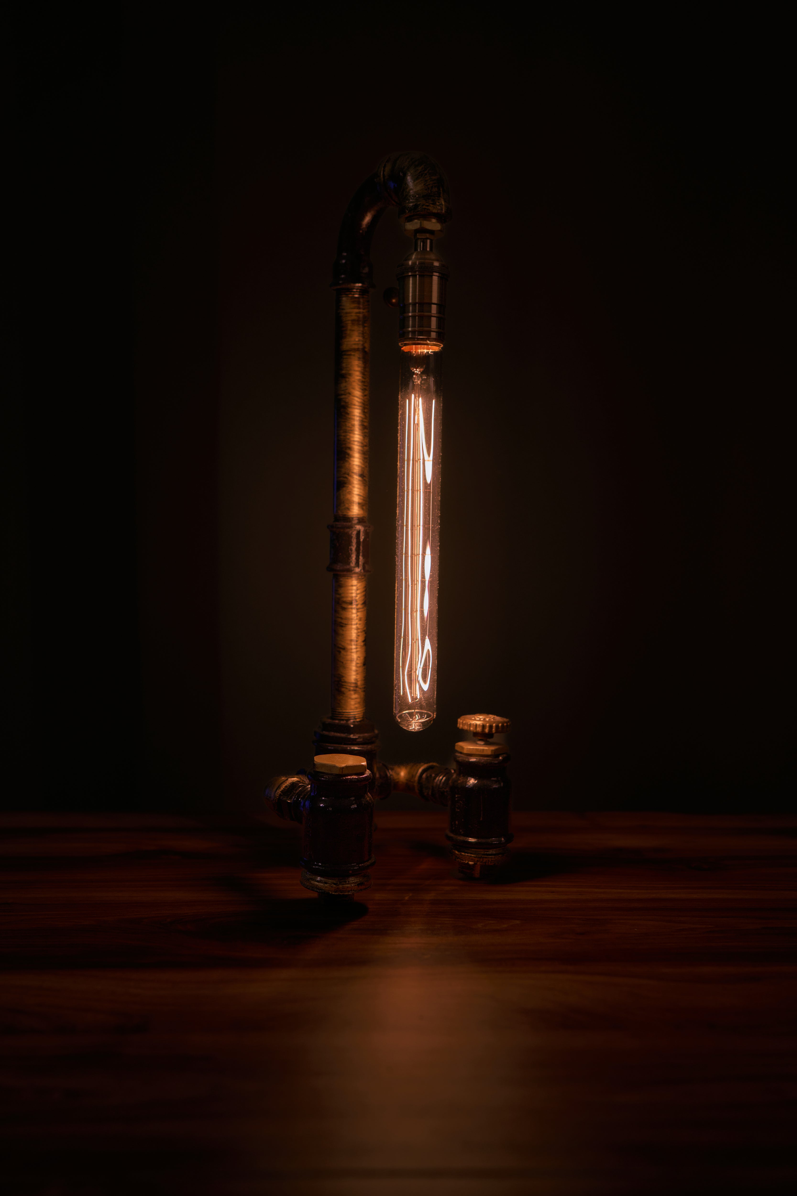 Başucu Masa Lambası